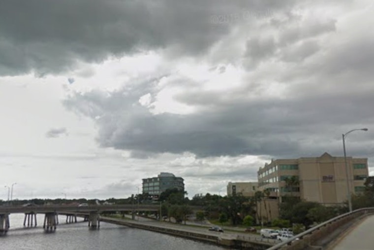 Tampa Bay Starts Steamy Week As Storms Line Up