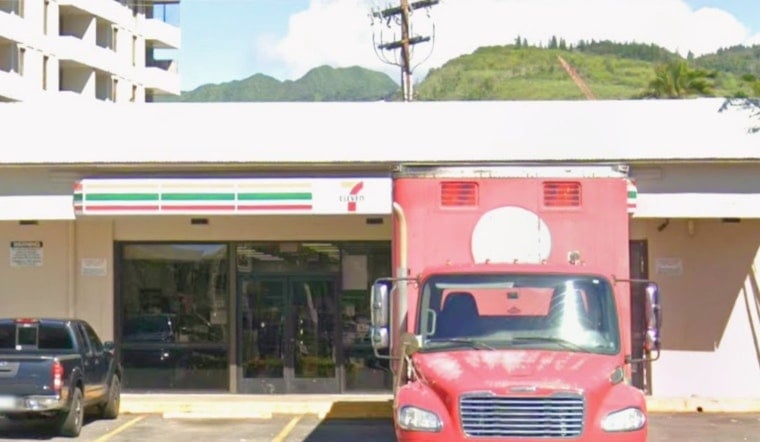 Teen Rider Left Critically Hurt In Moiliili Hit-And-Run Outside 7-Eleven