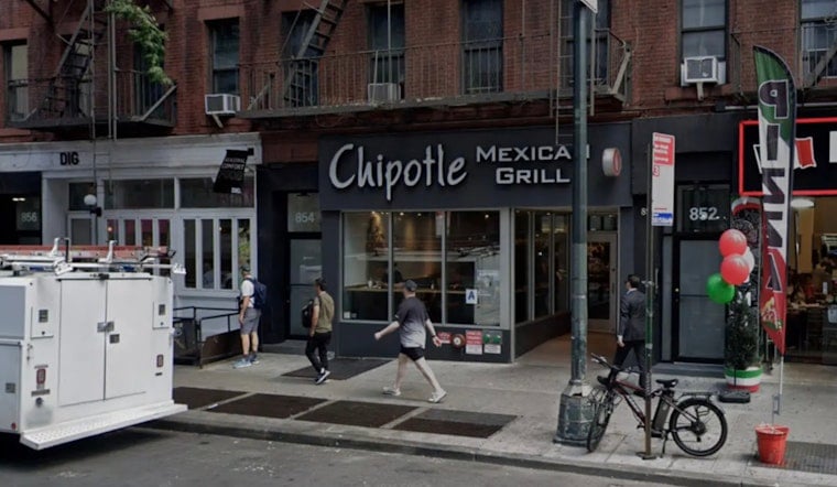 Teen Stabbed Outside Midtown Chipotle Steps From Times Square