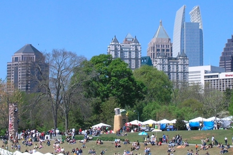 Teens Pack Piedmont Park to Turn Tragedy Into a Call for Peace