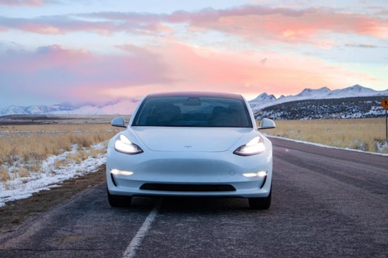 Tesla Aims To Flood Las Vegas Streets With 5,000 Robotaxis In Year One