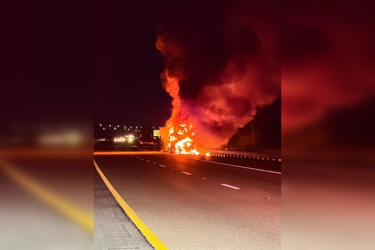 Tesla Car-Hauler Inferno Shuts Turnpike And I-95 In Hobe Sound