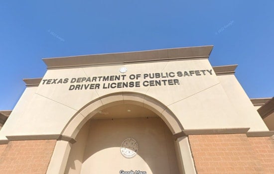 Texas DPS Makes CDL Knowledge Tests English-Only