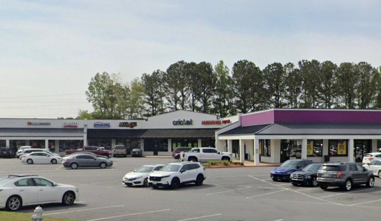 Tiny Marietta Strip Spot Gets Big Easy Makeover With Honey's Po'boys