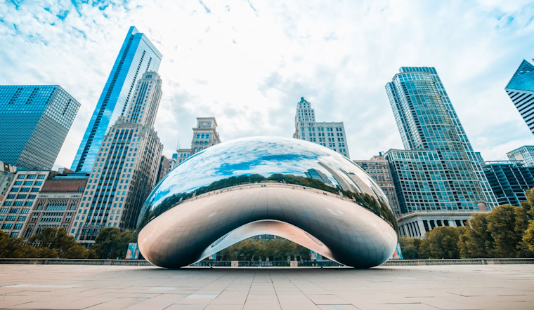 Tourists Flock Back To Chicago, But 2019 Still Wins