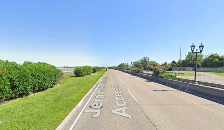 Traffic Turmoil Near MSY As Kenner Cops Tell Drivers To Stay Away