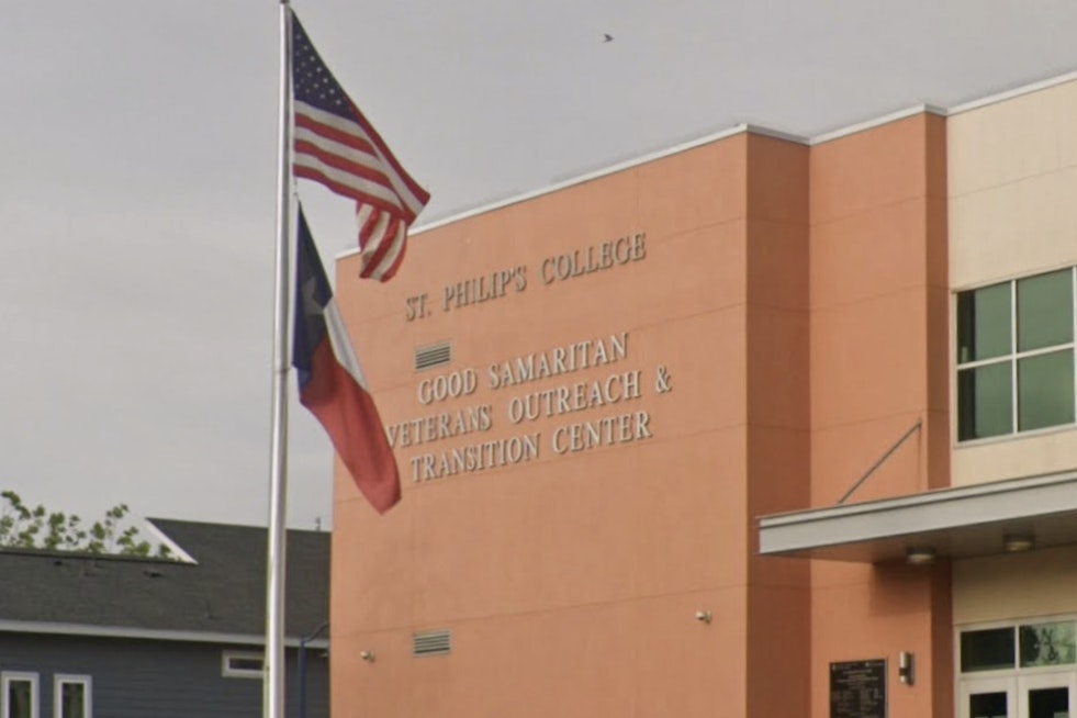 Trump SBA Plants Flag In San Antonio With New Vet Biz Hub