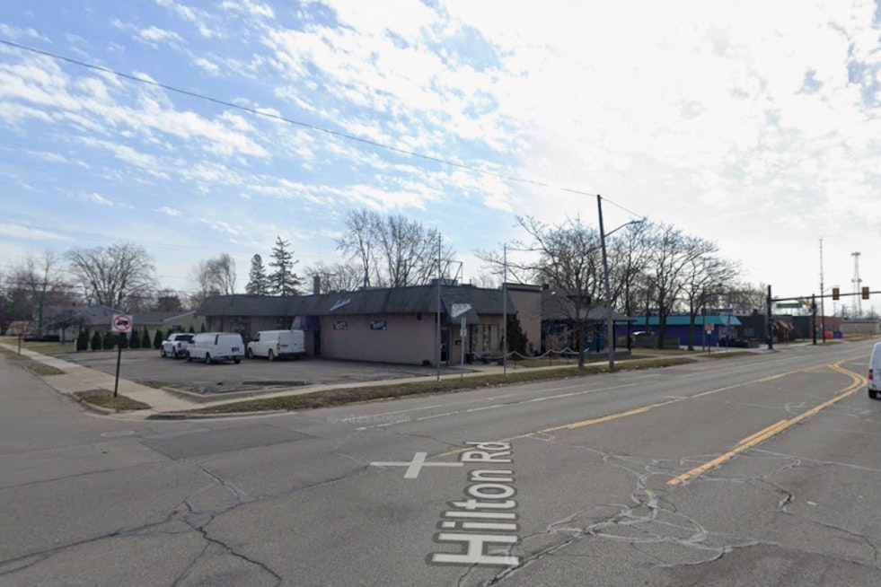 Two Star Bar Bets Ferndale Will Fall For Its New Corner Hangout
