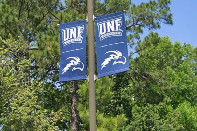 UNF Students Clash Over 'License Plate Spy' Cameras Flooding Town Center