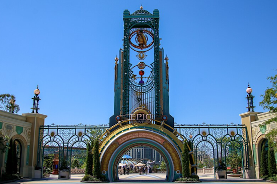 Universal's $100 Land Deal Ignites Catchlight Crossings Housing Shake-Up