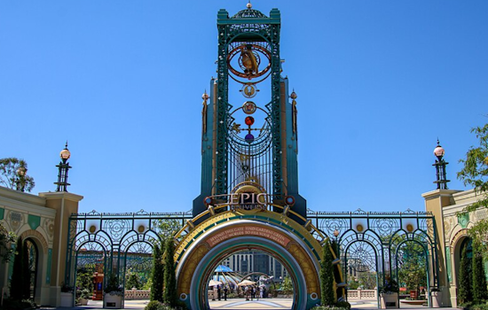Universal's $100 Land Deal Ignites Catchlight Crossings Housing Shake-Up