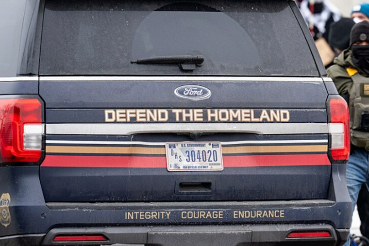 Unmarked ICE Vehicles Stir Fresh Fears In South Minneapolis Near Powderhorn, Corcoran