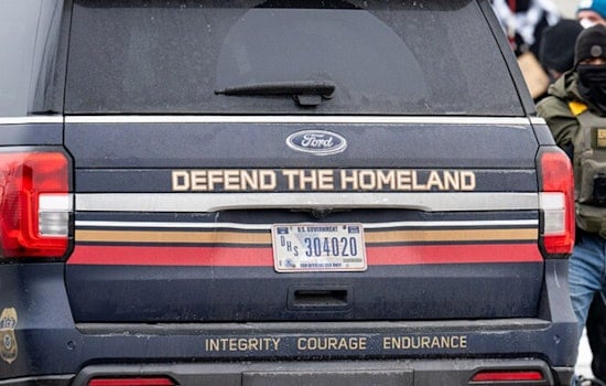 Unmarked ICE Vehicles Stir Fresh Fears In South Minneapolis Near Powderhorn, Corcoran