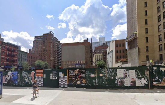 Upper East Side Tower Hits Full Height Across From Q Train