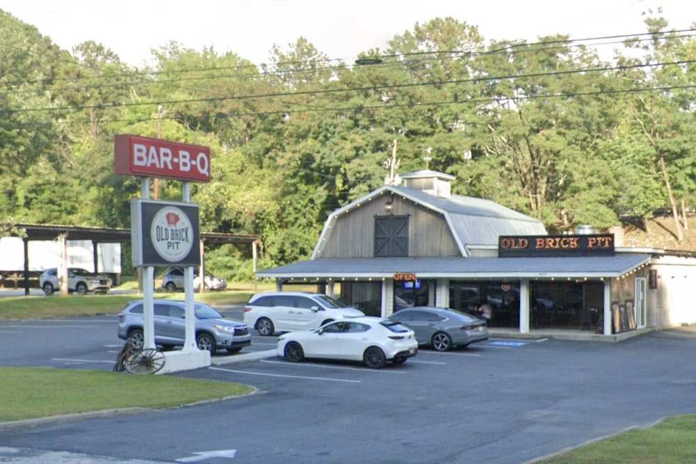 Vapes by the Ribs: Chamblee BBQ Staple Flunks Health Check