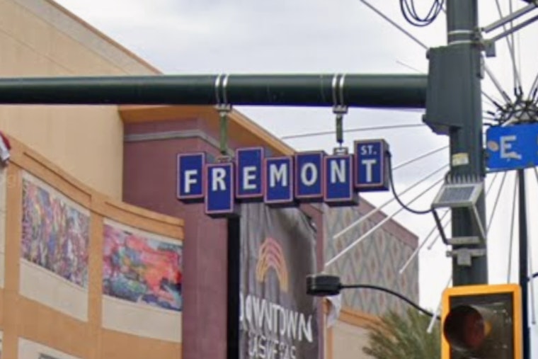 Vegas Moonwalker Case on the Ropes as City Moves to Drop Fremont Street Rap
