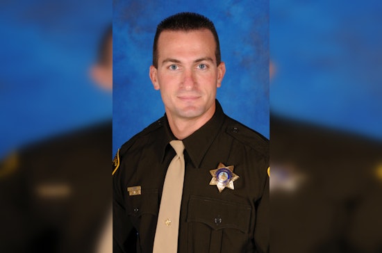 Vegas Officers Pause To Honor Detective Killed In Freeway Beam Horror