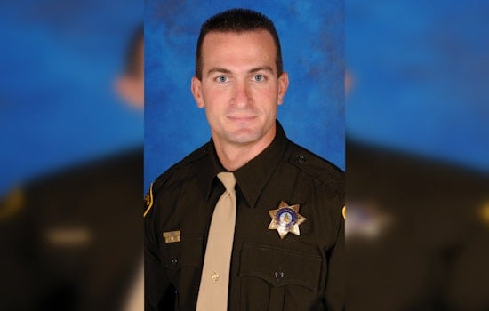 Vegas Officers Pause To Honor Detective Killed In Freeway Beam Horror