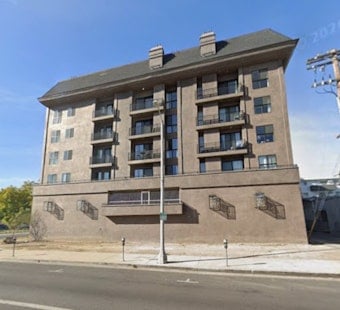 Versailles Apartments Sells For $47M On Westside