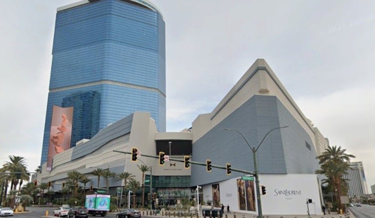 Veuve Clicquot Sun Club Turns Vegas Pool Into Champagne Hideaway