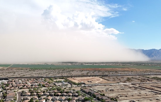 Wall of Dust Swallows Ahwatukee as Phoenix Skies Turn Brown