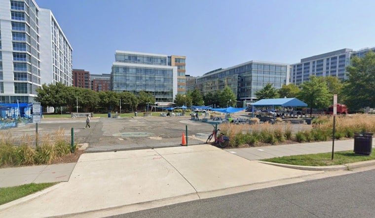 Waterfront Shake-Up: Southwest Lot Dumps Towers for Townhomes