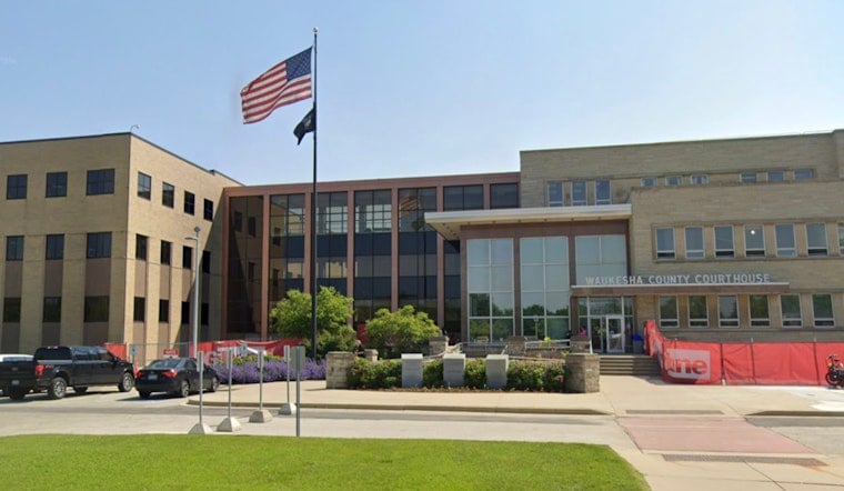 Waukesha Crowns Rich Ring Around Milwaukee In New County Wealth Ranking
