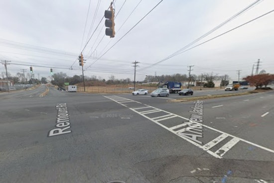 West Charlotte Teen Shot In Apartment Lot As Cops Swarm Complex