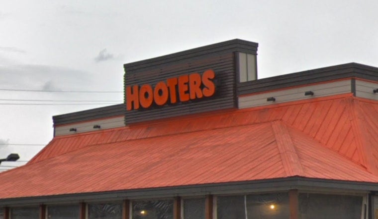 West Knoxville Left Wingless As Kingston Pike Hooters Goes Dark