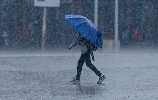 Wind, Waves And A Soaking: Milwaukee’s Midweek Washout Turns Dangerous On The Lake