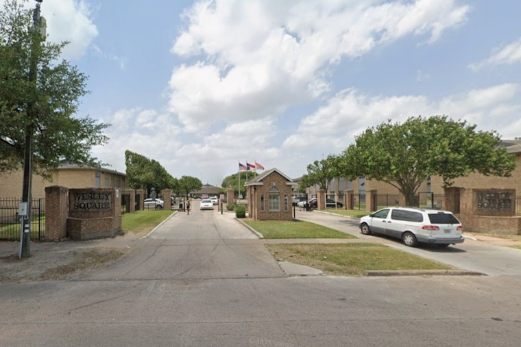 Young Southeast Houston Dad Dies After Pre-Dawn Wesley Square Stabbing