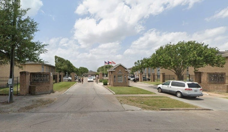 Young Southeast Houston Dad Dies After Pre-Dawn Wesley Square Stabbing