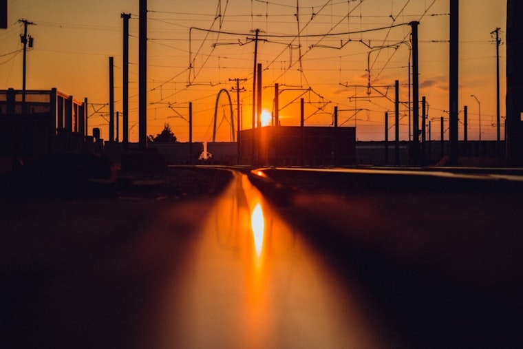 14-State Power Squeeze: Grid Boss Warns Central U.S. Could Face Rolling Blackouts