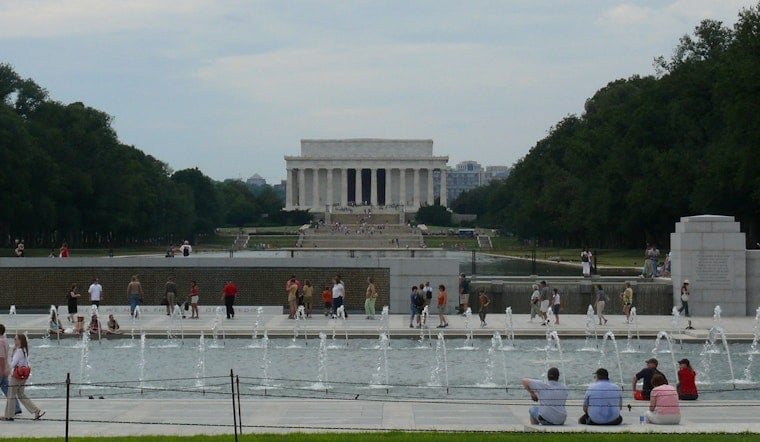 41 Million Names To Flood Lincoln Memorial Plaza In Massive Digital Salute