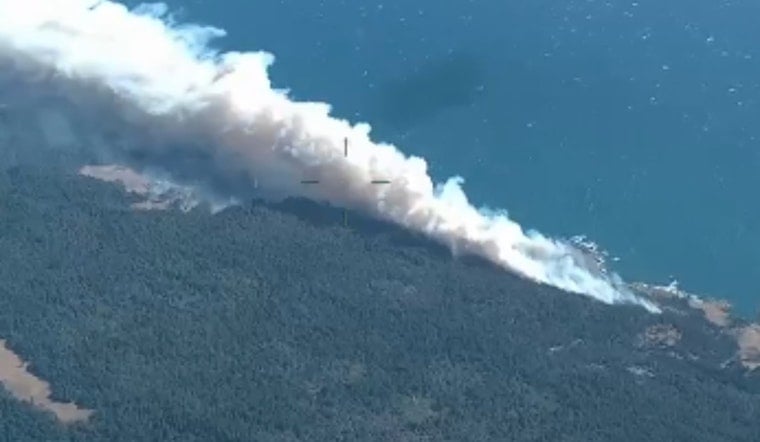 50-Acre Sonoma Coast Fire Forces Salt Point Evacuations, Highway 1 Closure