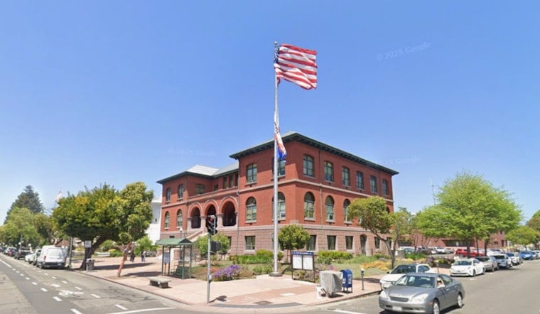 Airbnb Showdown: Alameda Planners Weigh Crackdown On Short Stays