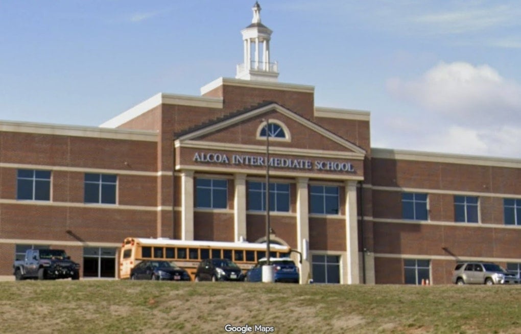 Alcoa School Board Fast-Tracks 34 Policy Changes In First Big Vote