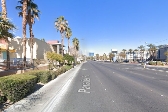 All-Women's Sports Bar The Sports Bra Bets Big Just Off The Strip