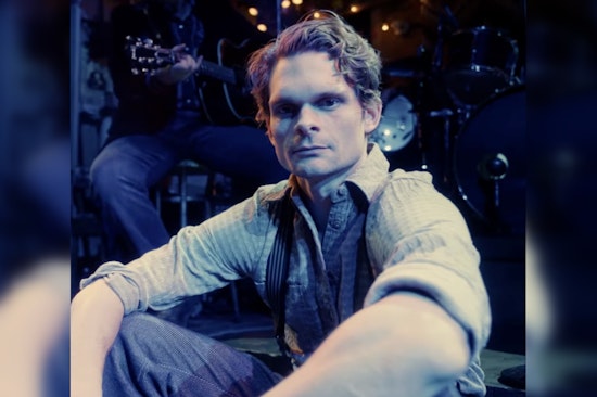 Andrew Durand Time‑Warps Into The Public Theater As Benjamin Button