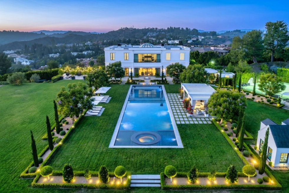 Anthony Davis Quietly Dumps Bel Air Crest Mega-Mansion For $32 Million