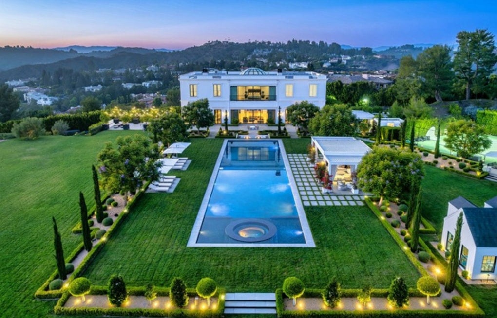 Anthony Davis Quietly Dumps Bel Air Crest Mega-Mansion For $32 Million