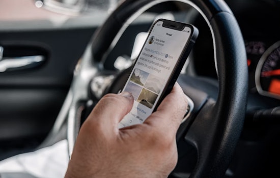 Arizona Drivers Slapped With $400 Fines For Repeat Phone Offenses