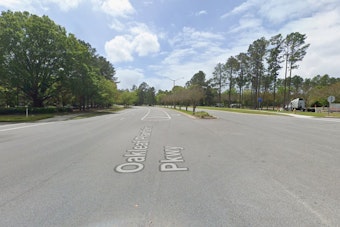 Armed Standoff In Car Brings Oakleaf Plantation Parkway To A Halt