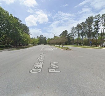 Armed Standoff In Car Brings Oakleaf Plantation Parkway To A Halt