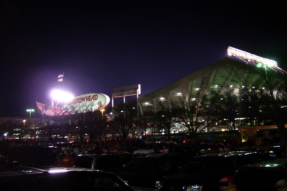 Arrowhead Stadium Construction Speeds Back To American Football After World Cup