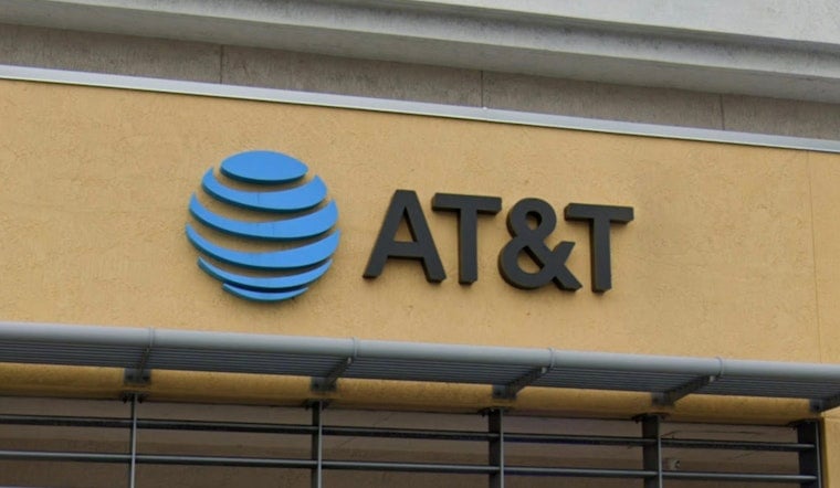 AT&T Yanks Old-School Landlines From Florida, Leaving Copper Holdouts On Edge