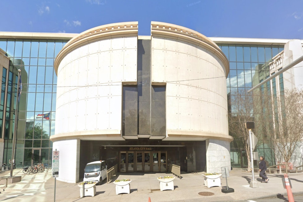 Atlanta Council Ignites Bar Fight Over Police Access To Financial Books