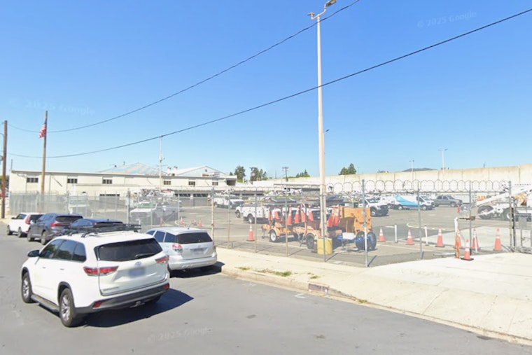 Atwater Village Studio Giant Hits Market As Hollywood Pumps The Brakes