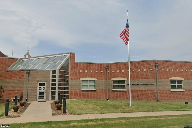Audit Rips Bates County Sheriff for Horses, Rodeos and Party Perks
