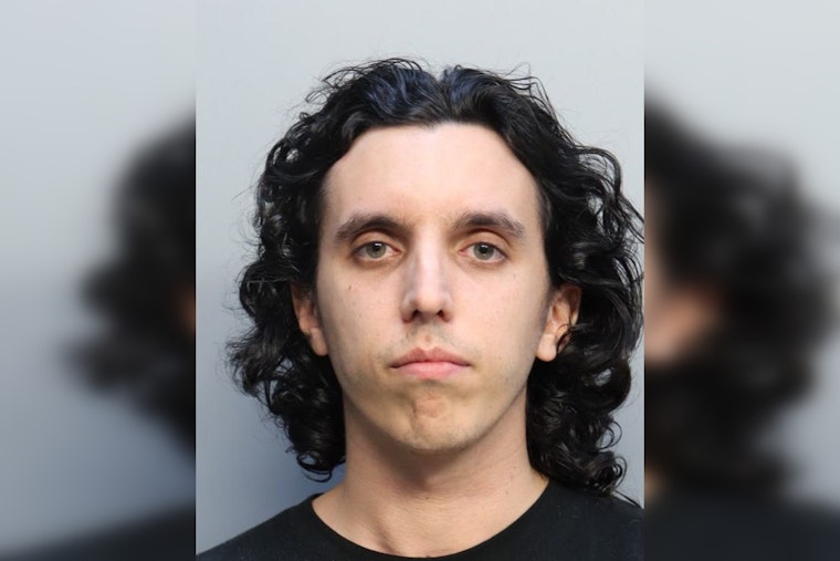 Aventura Man Arrested After Allegedly Trying To Lure Ex-Girlfriend's Daughter